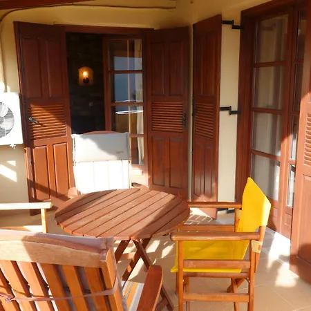 Apanemi بلاك كالا