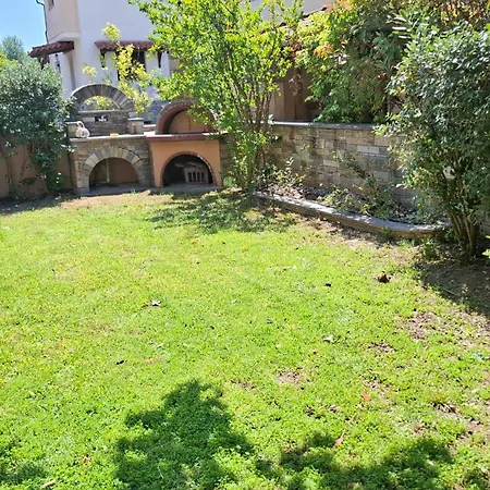 Apanemi Βίλα Καλά Νερά